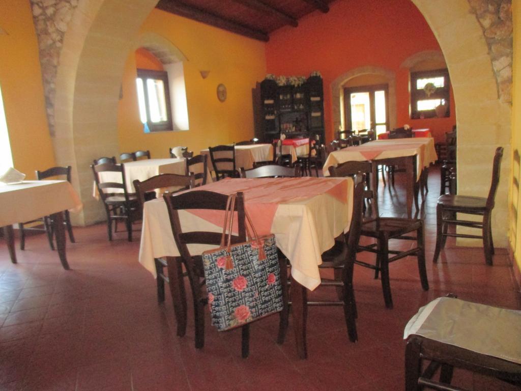 Le Mangiatoie Del Re Giordano Βίλα Avola Εξωτερικό φωτογραφία